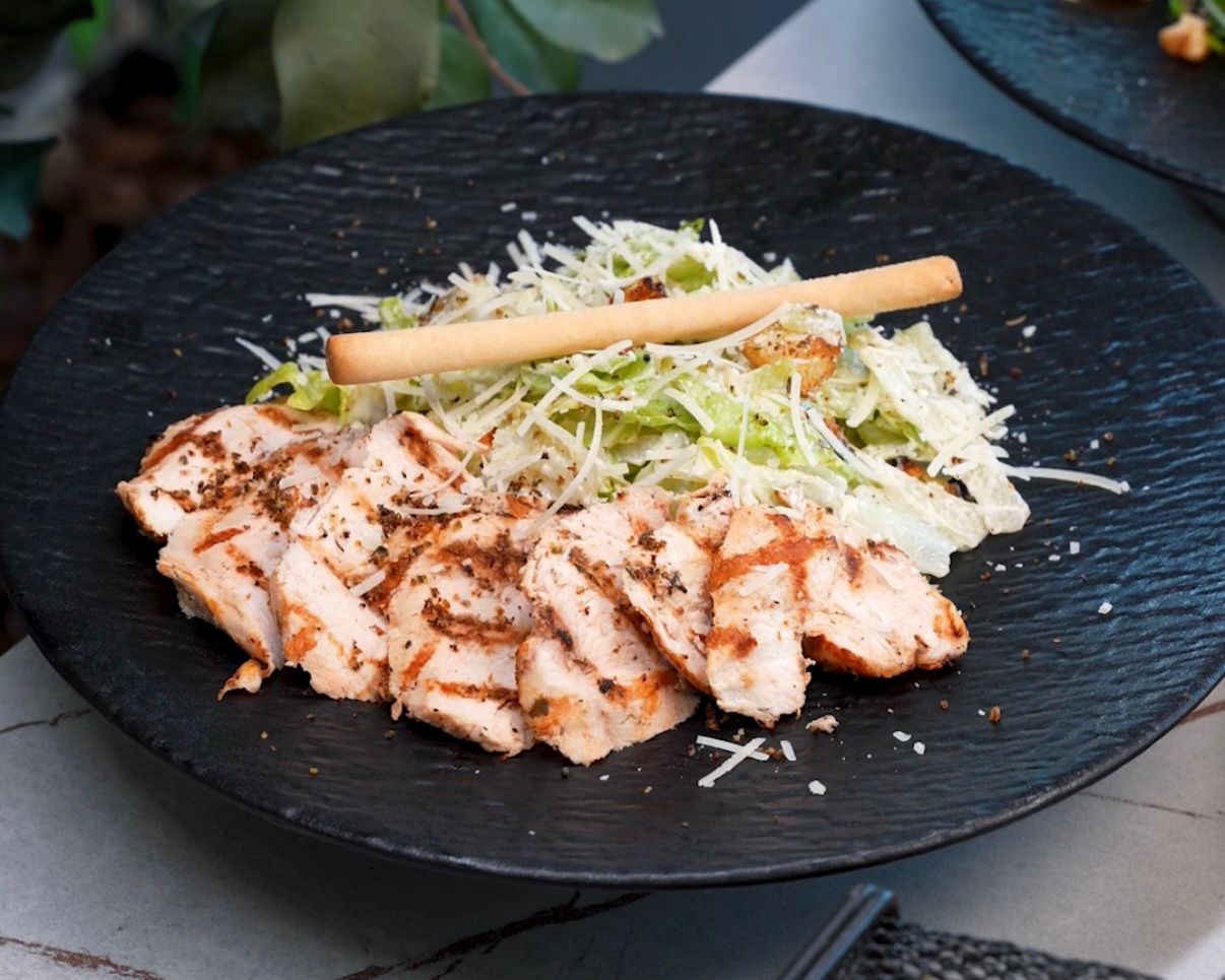 CHICKEN CEASER SALAD